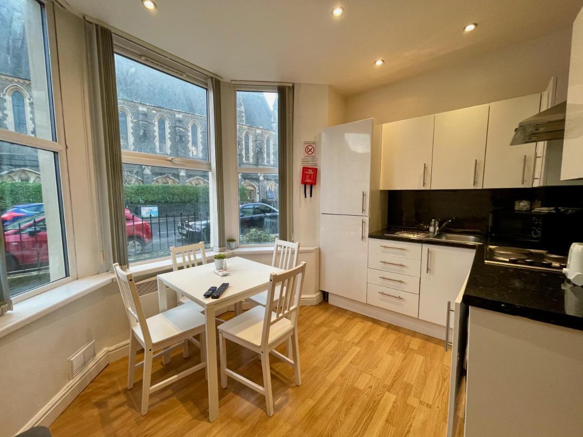 Bute Park Apartment W/ Heating + Private Bathroom Cardiff Exterior photo